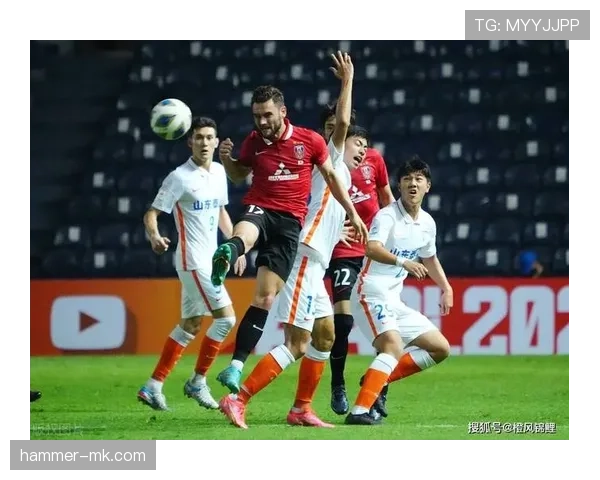 阿克塞尔·迪萨西近期表现稳健，防守数据持续提升