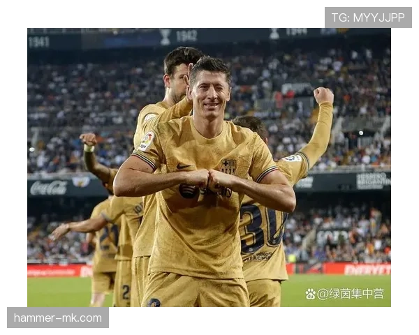 莱万多夫斯基2020年金球奖争议：为何成历史最大遗珠